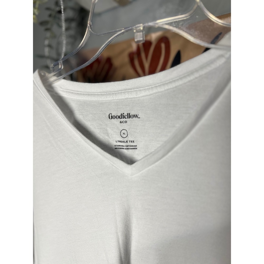 Goodfellow & Co Mens White Lyndale Tee V-Neck Short Sleeve T-Shirt Size XL - Picture 3 of 3